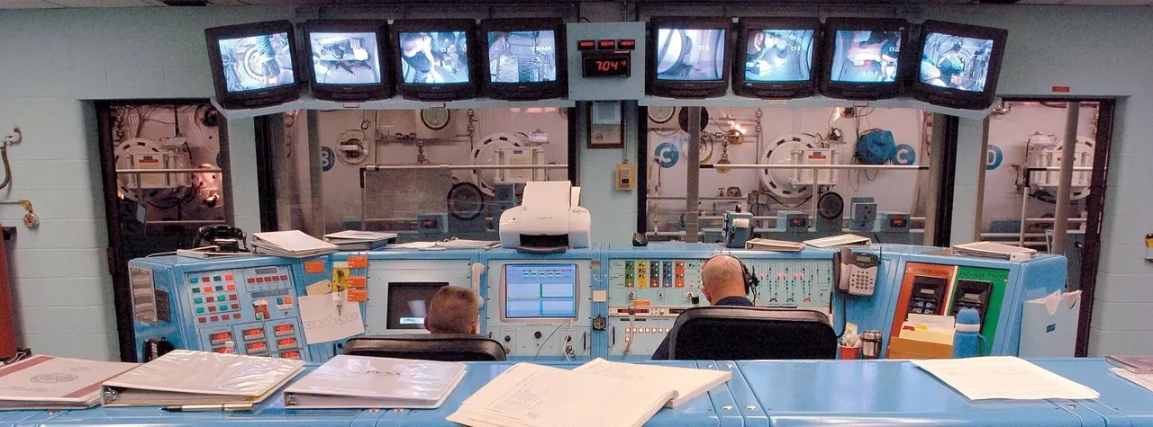 Dive & chamber control room — Supervisors run gas, depth and life support from one console.